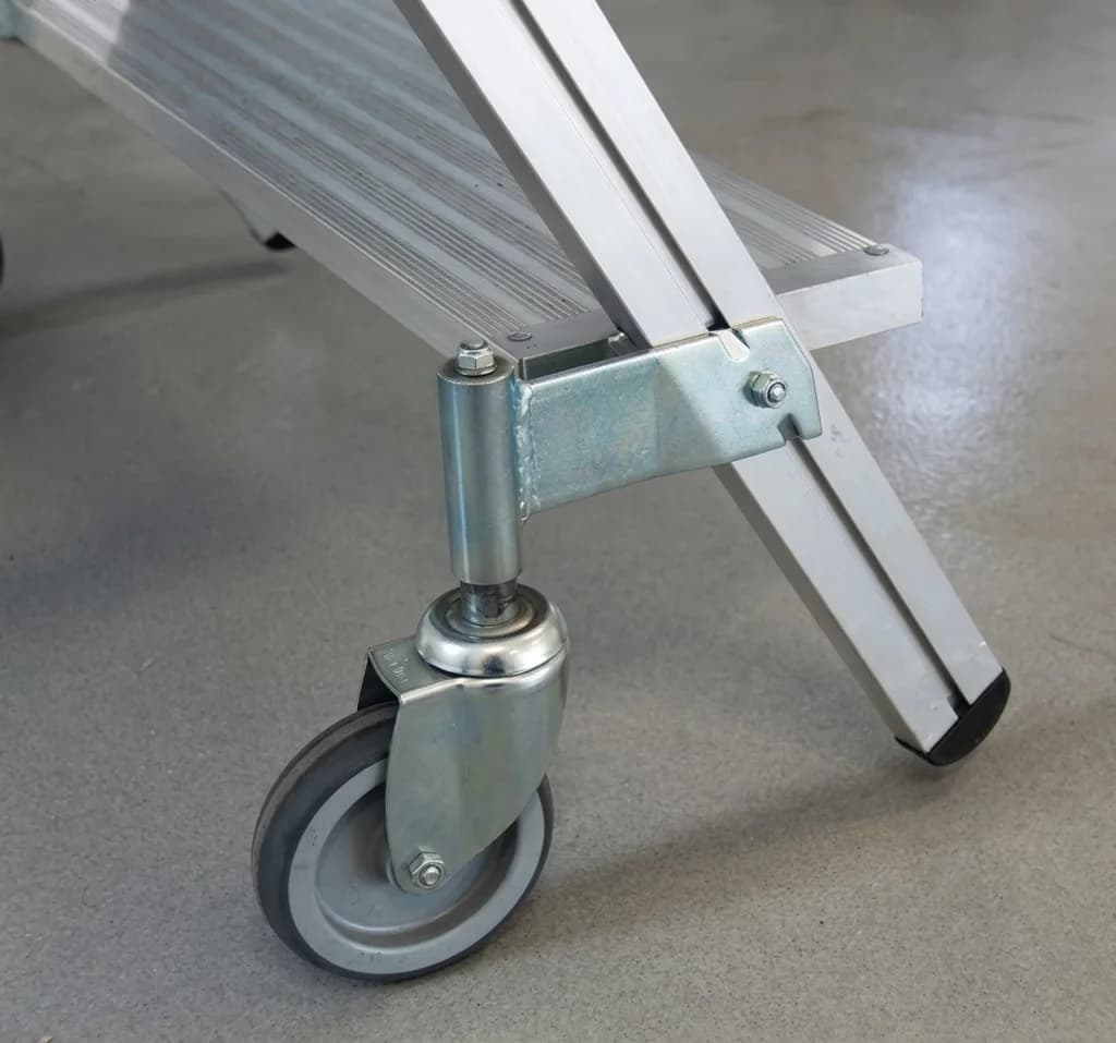 Лестница с платформой SVELT PALCO 3 ступени