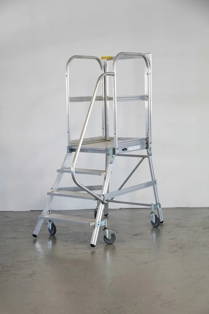 Лестница с платформой SVELT PALCO 4 ступени