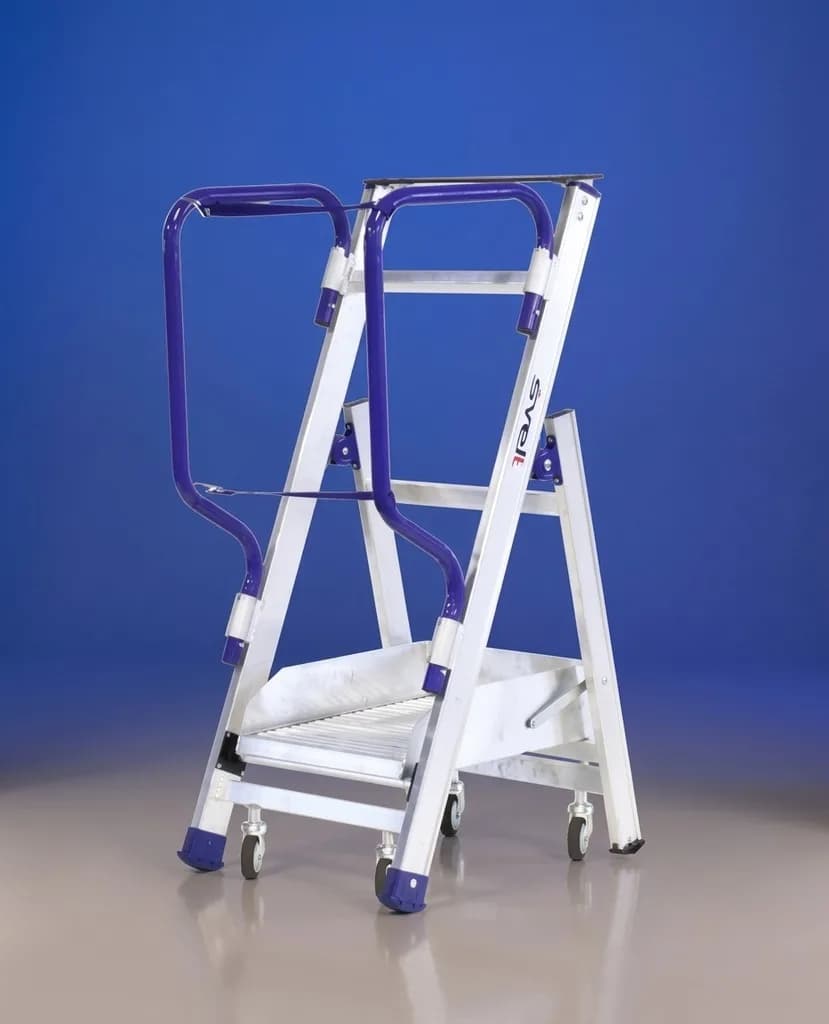 Мобильная лестница-помост SVELT MINIFLY 1 ступень 2 WD