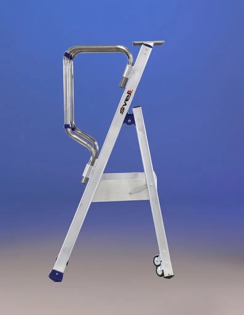 Мобильная лестница-помост SVELT MINIFLY 2 ступени 4 WD