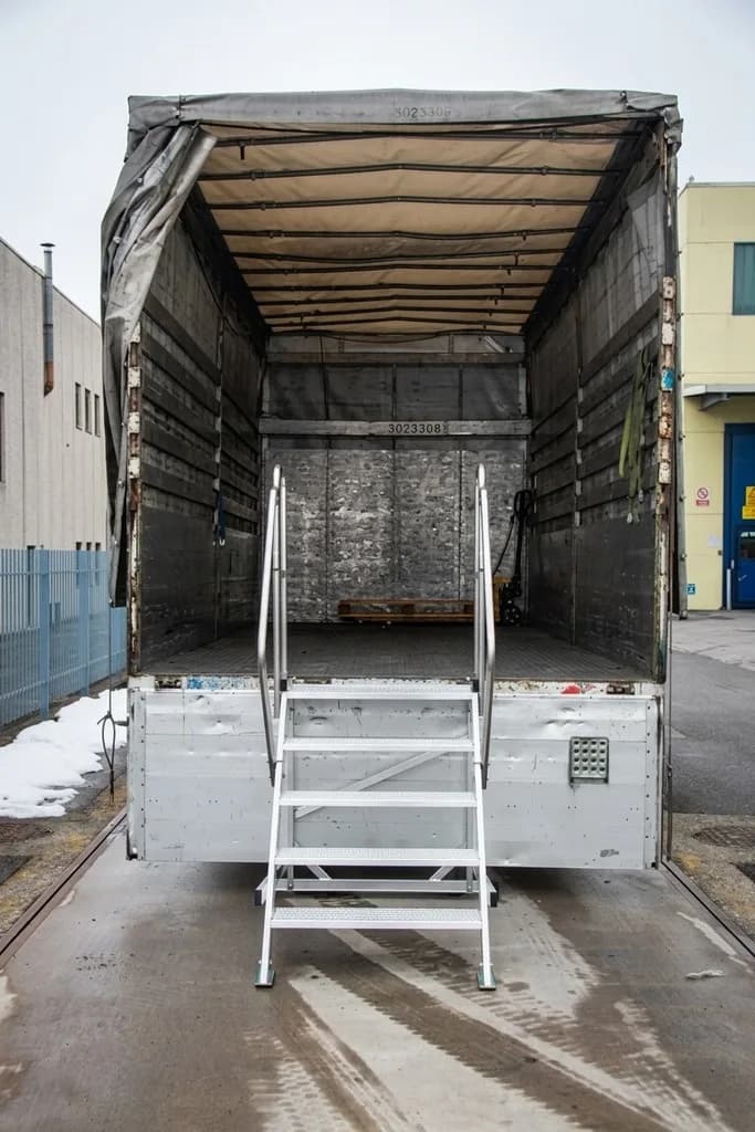 Лестница с платформой SVELT IKARO 3 ступени (ширина 100 см)