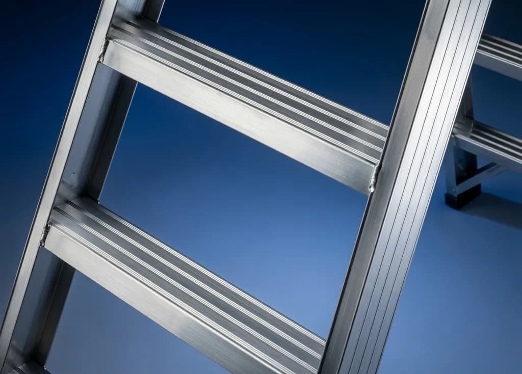 Односекционная профессиональная лестница SVELT GLC/S 8 ступеней SC0GLC/S10