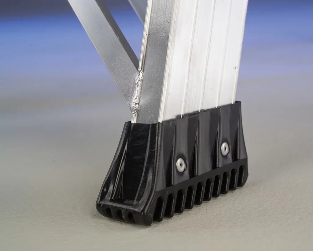 Односекционная профессиональная лестница SVELT GLC/S 10 ступеней SC0GLC/S20