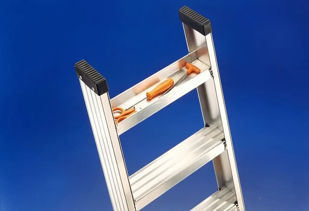 Односекционная профессиональная лестница SVELT GLC/S 14 ступеней SC0GLC/S40