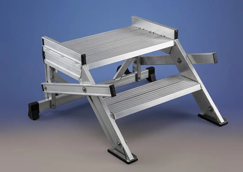 Лестница с платформой SVELT IKARO 7 ступеней (ширина 60 см)