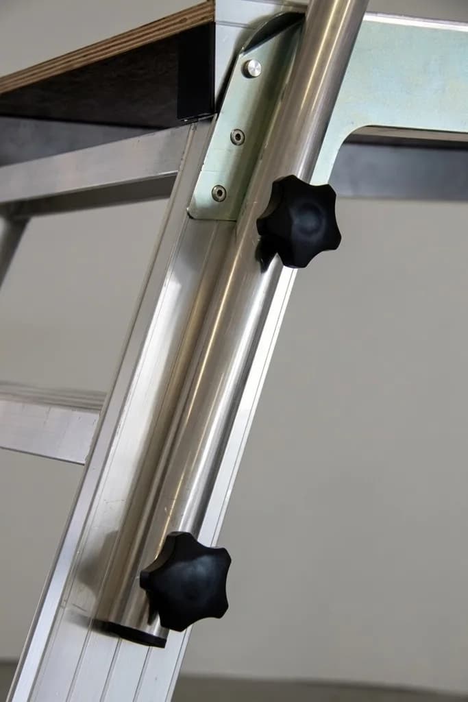 Рабочая платформа Svelt SALISCENDI MG180 52x45x180 см