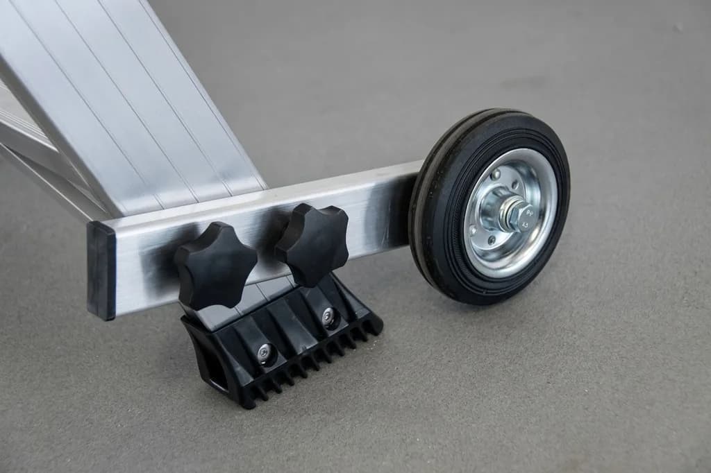 Рабочая платформа Svelt SALISCENDI MG180 52x45x180 см