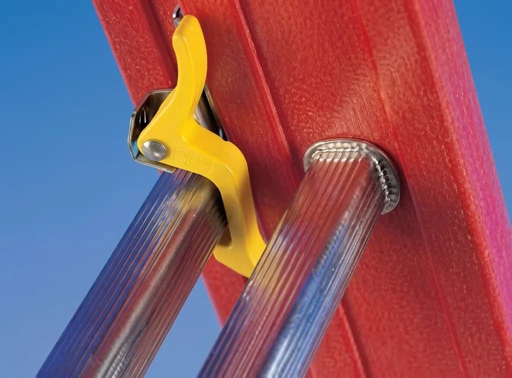 Лестница диэлектрическая из стеклопластика Svelt V3 3x8 ступеней