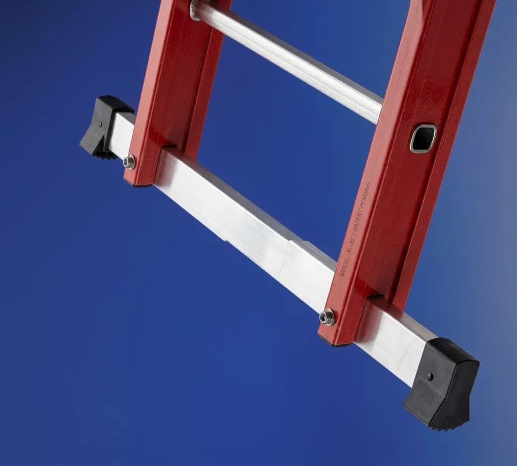 Лестница диэлектрическая из стеклопластика Svelt V3 3x14 ступеней