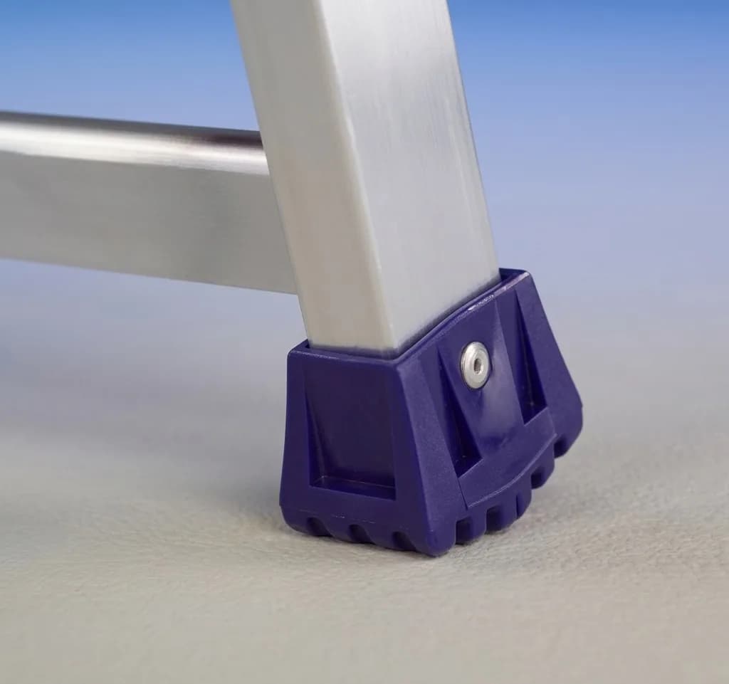 Стремянка алюминиевая Svelt Regina 10 ступеней