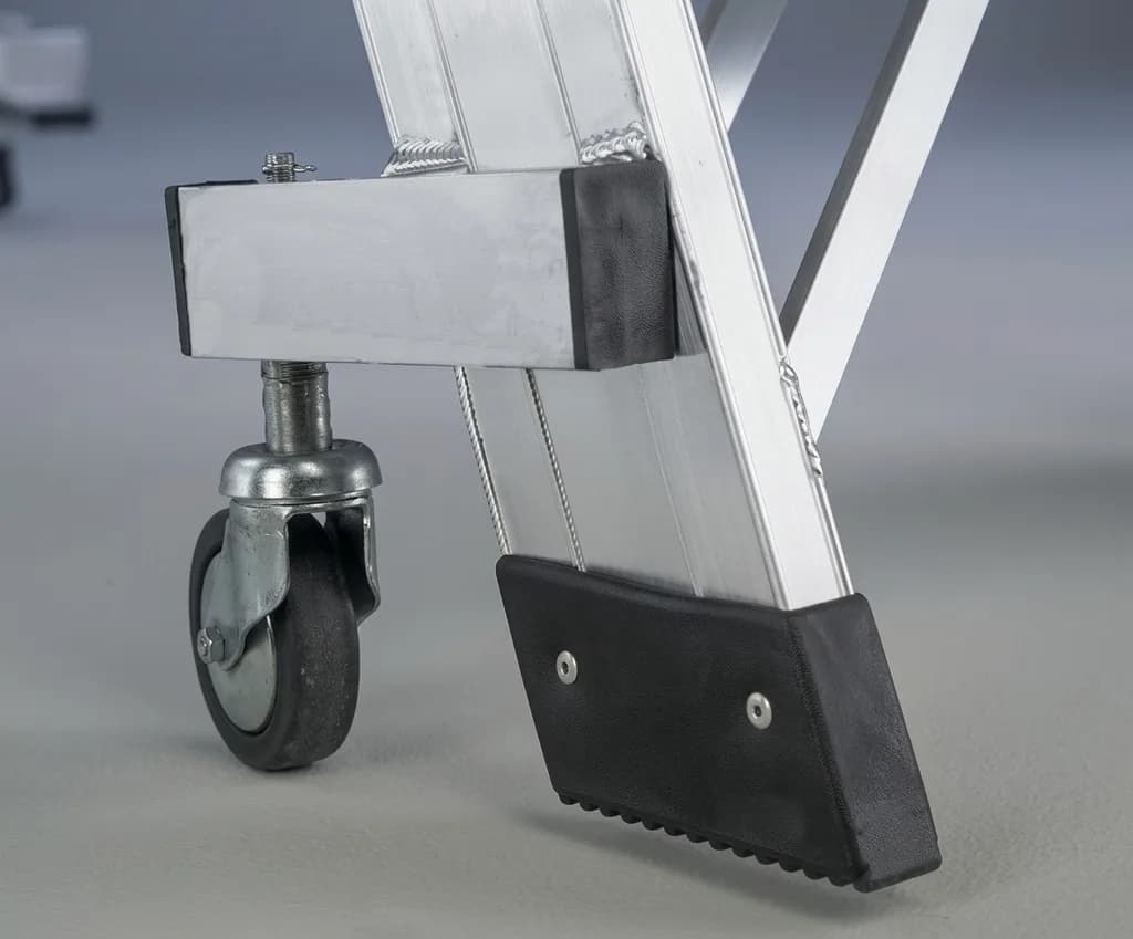 Лестница с платформой Svelt Castellana 7 ступеней