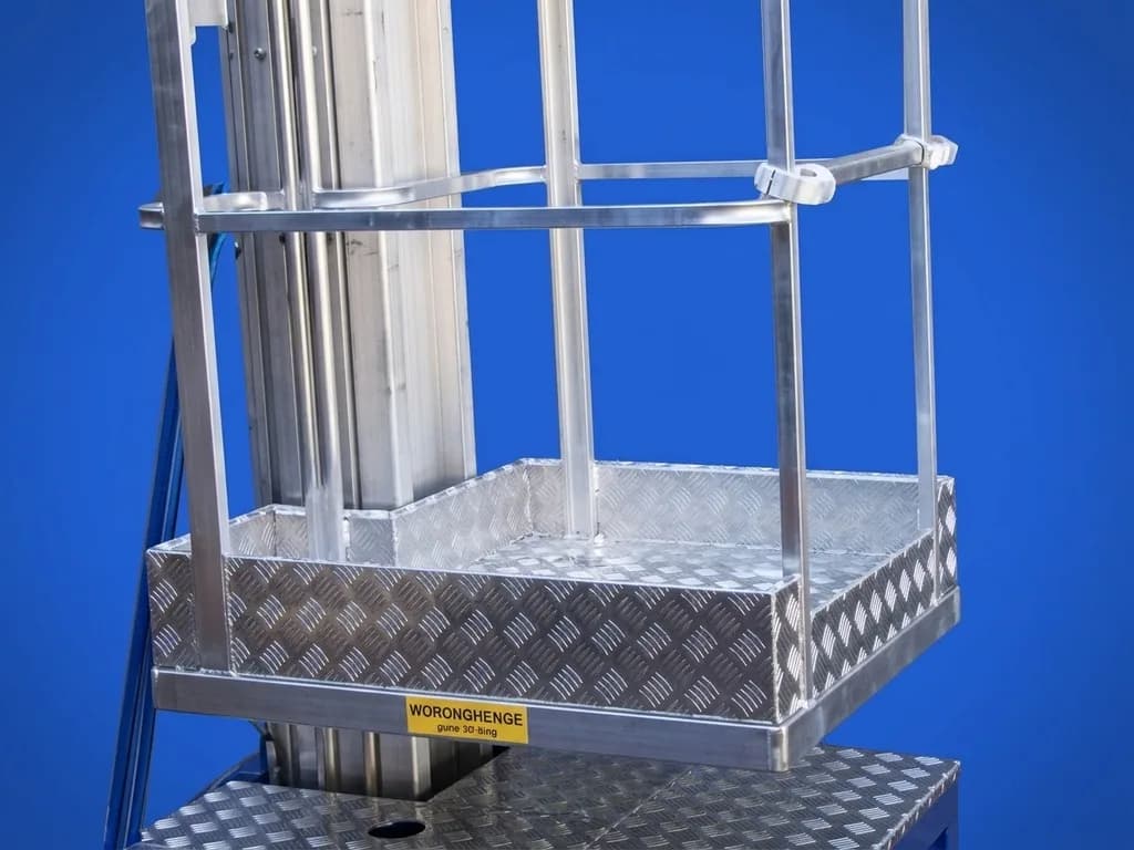 Ультракомпактная вертикальная платформа Svelt Microlift для подъема