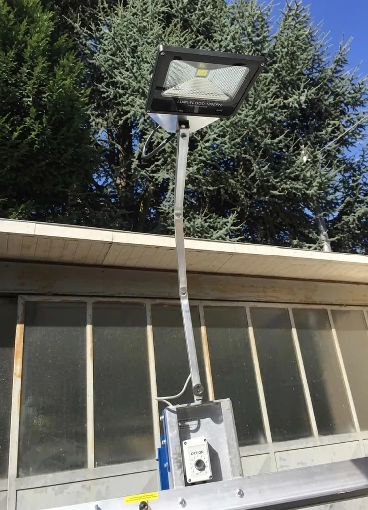 Платформа для обслуживания грузовых автомобилей и автобусов platform001