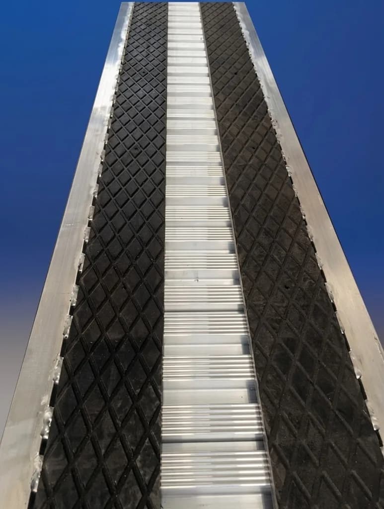 Погрузочная рампа SVELT 200 "TL" 3 м (8500 кг)