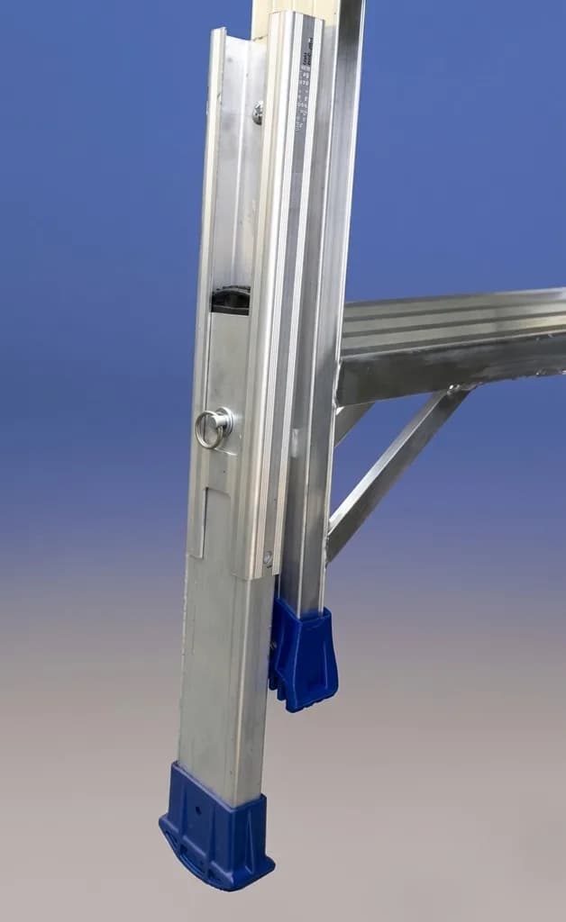 Телескопическая лестница SVELT SCALISSIMA PLUS 8+8 ступеней