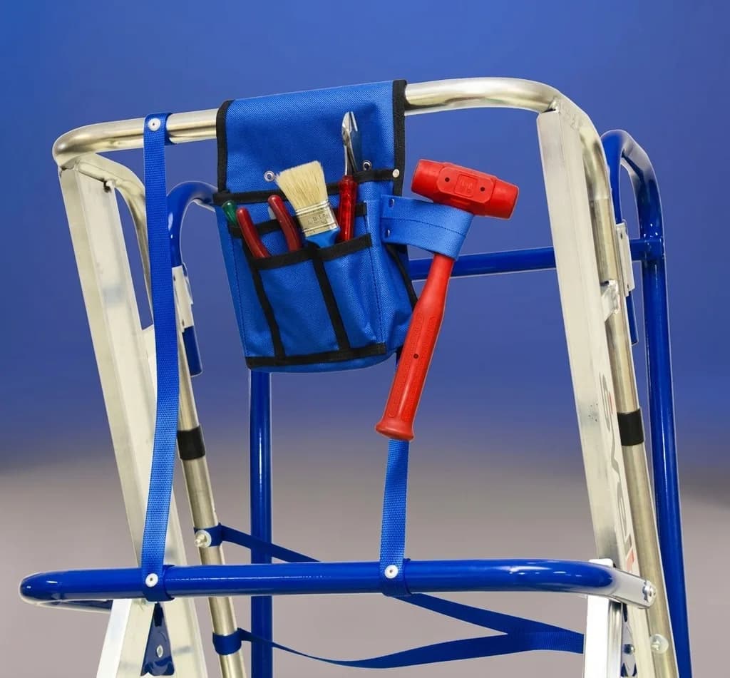 Двусторонняя складная лестница-помост SVELT FLYLIGHT 7 ступеней