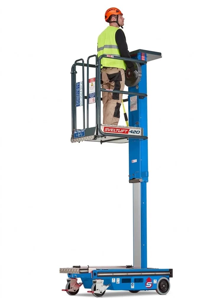 Вертикальная микроплатформа Svelt с ручным подъемом Sveltlift 420
