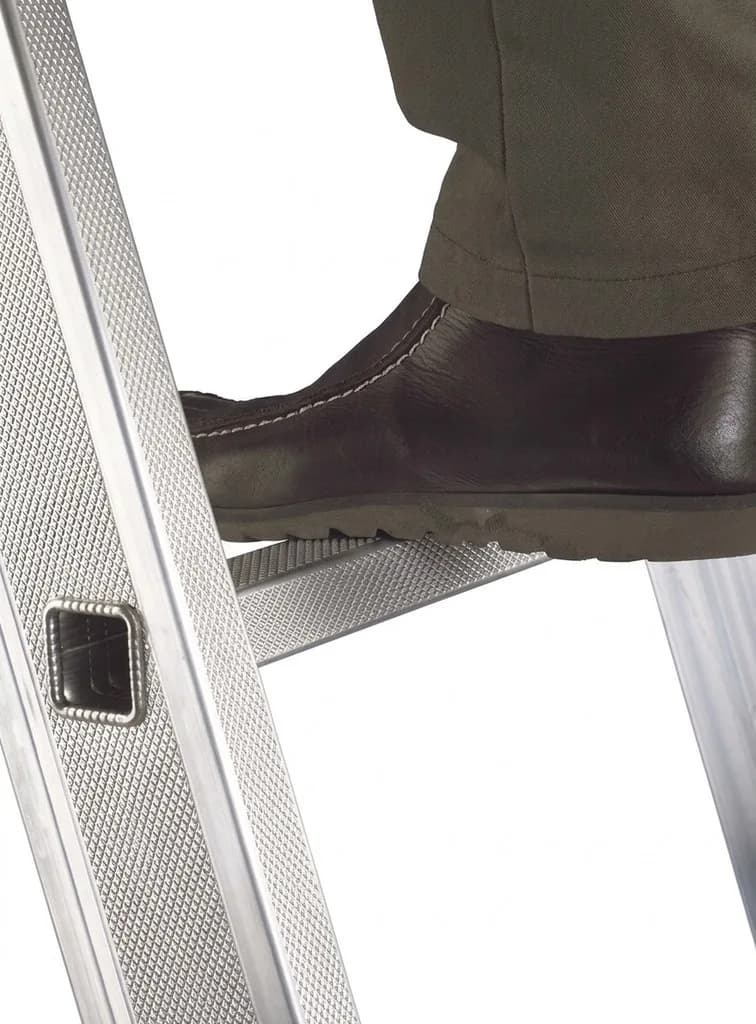 Односекционная лестница Svelt LUXE1 7