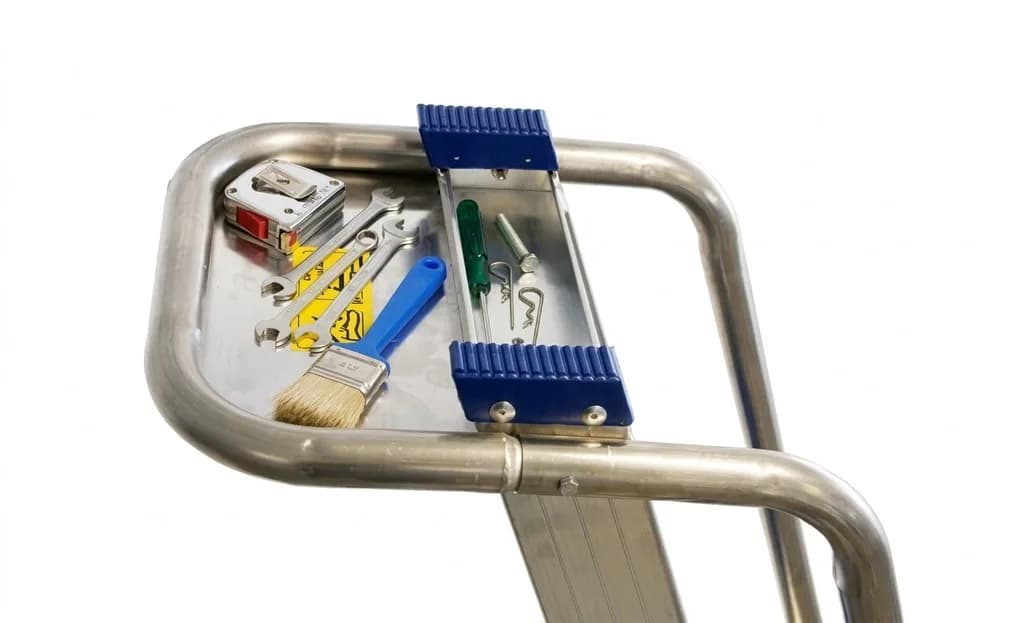 Стремянка Svelt Regina Special 12 ступеней