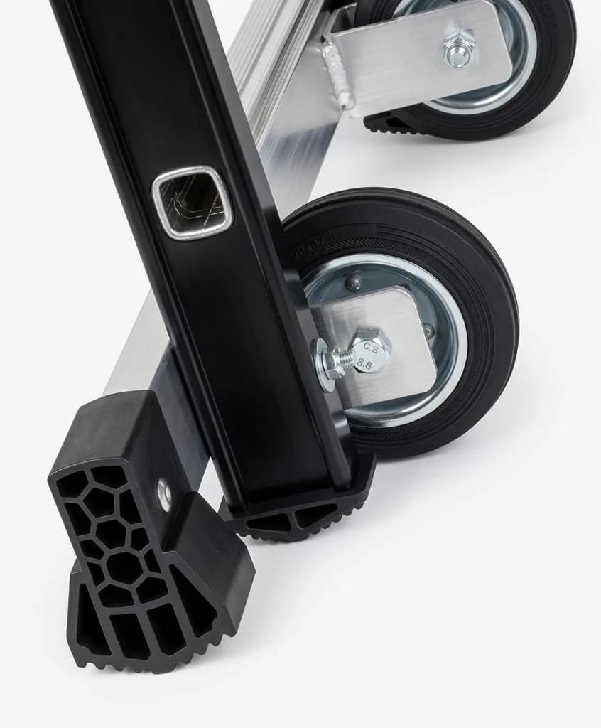 Лестница с платформой диэлектрическая Svelt MOBY FIBRA 3 ступени