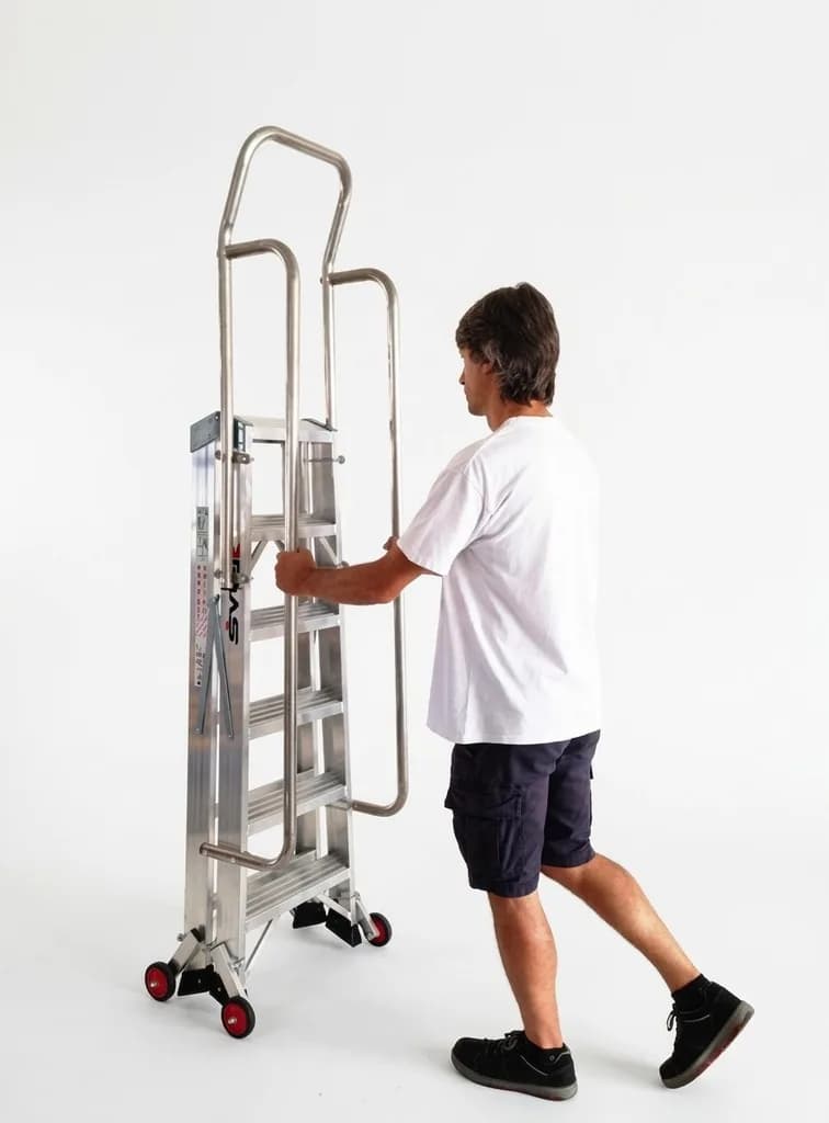 Двусторонняя стремянка Svelt P1 PLUS 2x7 ступеней