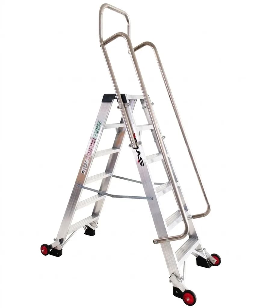 Двусторонняя стремянка SVELT P1 2x9 ступеней