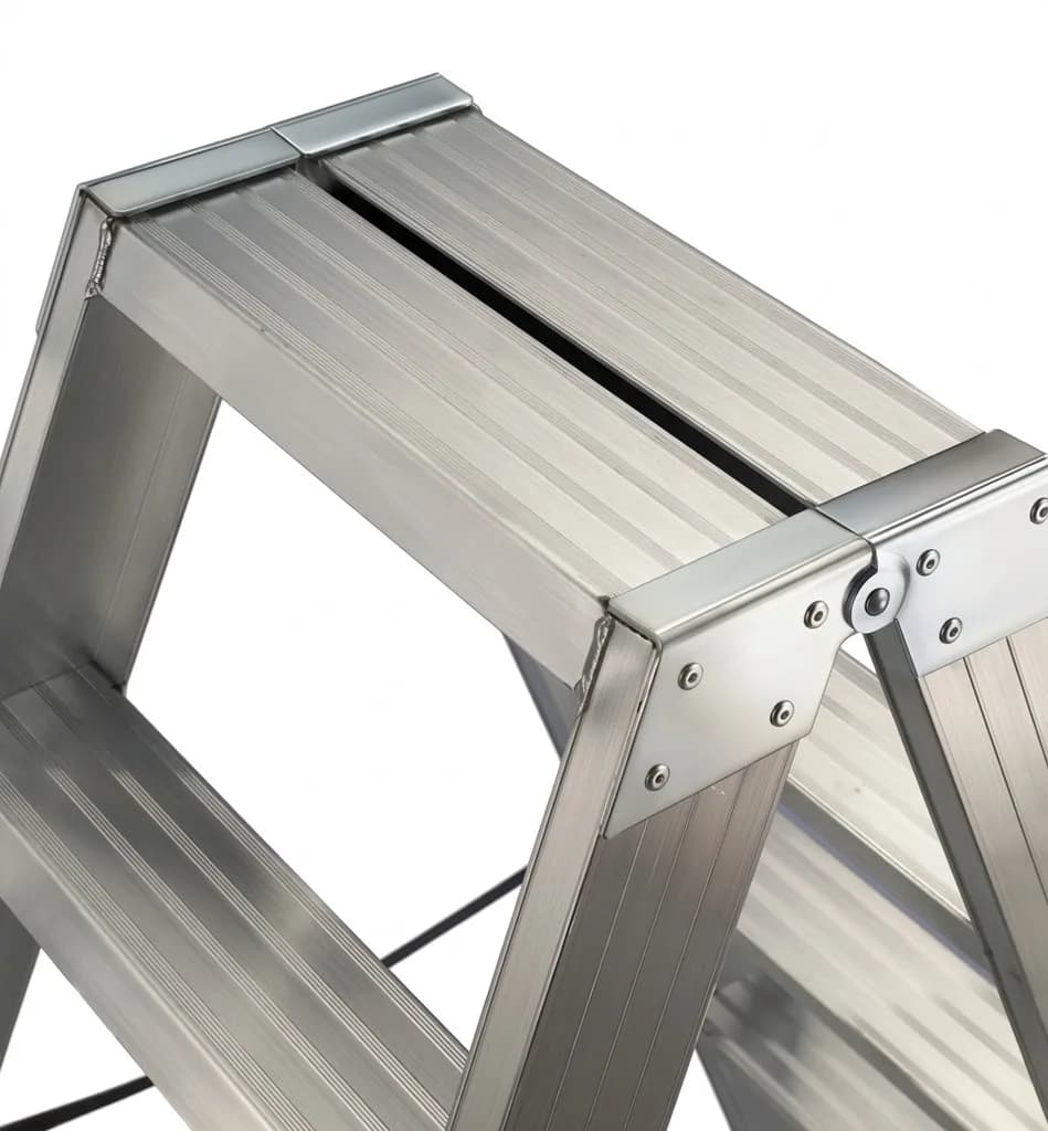 Двусторонняя стремянка-табурет Svelt PUNTO LARGE S 2х2 ступени