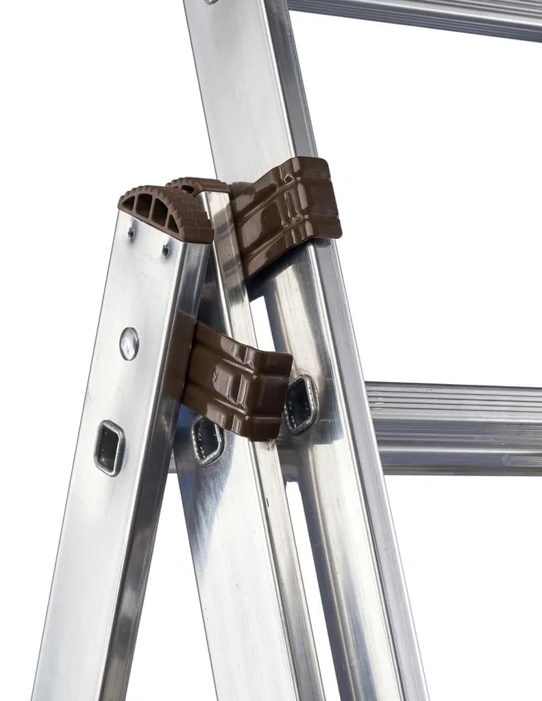 Двусторонняя стремянка Svelt U2 2x9 ступеней