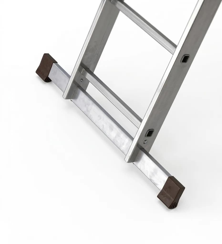 Двусторонняя стремянка Svelt U2 2x9 ступеней