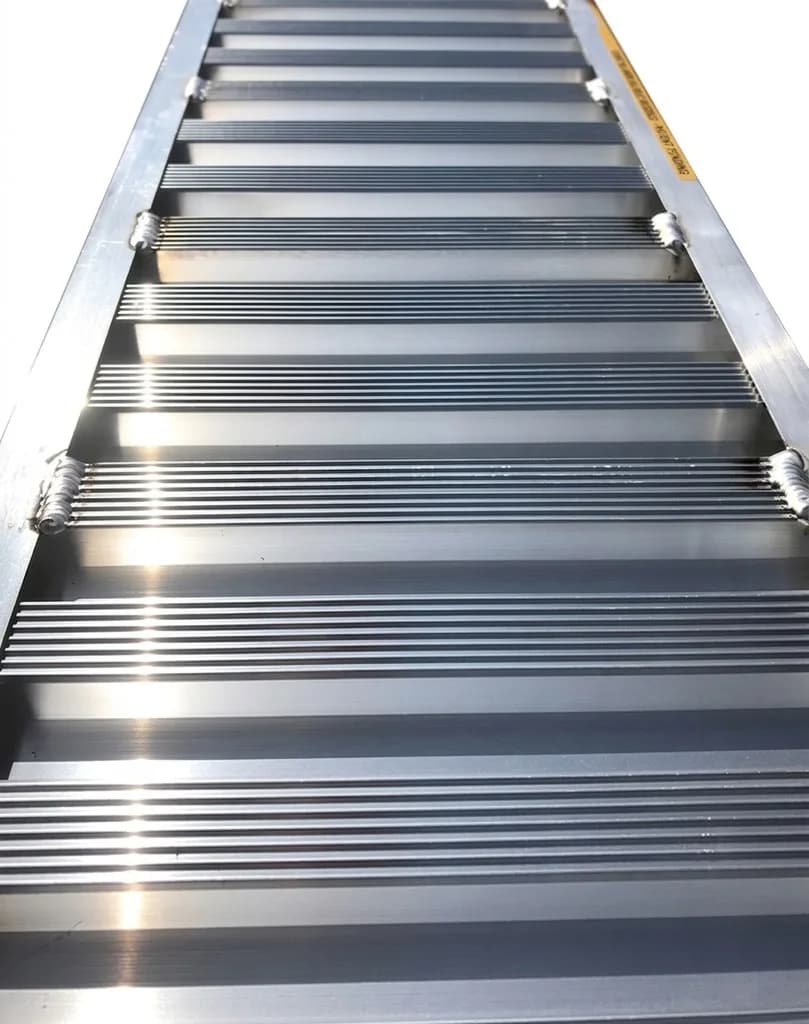 Погрузочная рампа SVELT 200 "ML" 4,0 м (7000 кг)